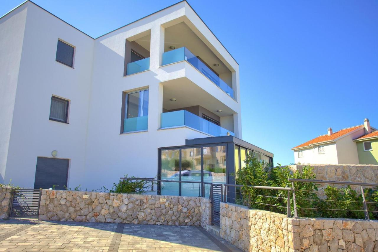 Apartment Crystal Aura Malinska Eksteriør billede